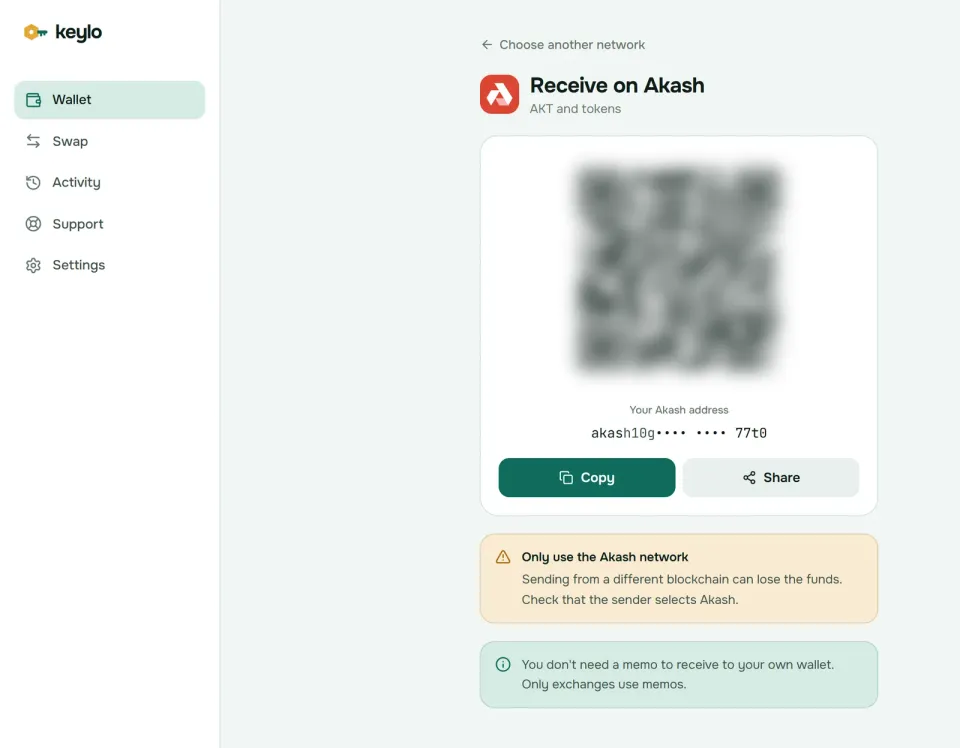 Keylo's Receive screen showing an Akash address and QR code